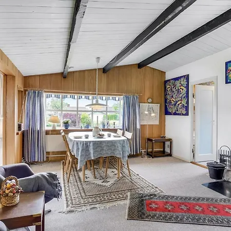 Gorgeous In With Wifi Holiday home *