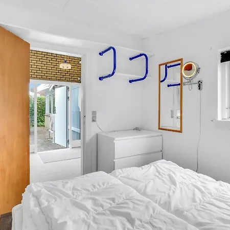 Gorgeous In With Wifi Holiday home